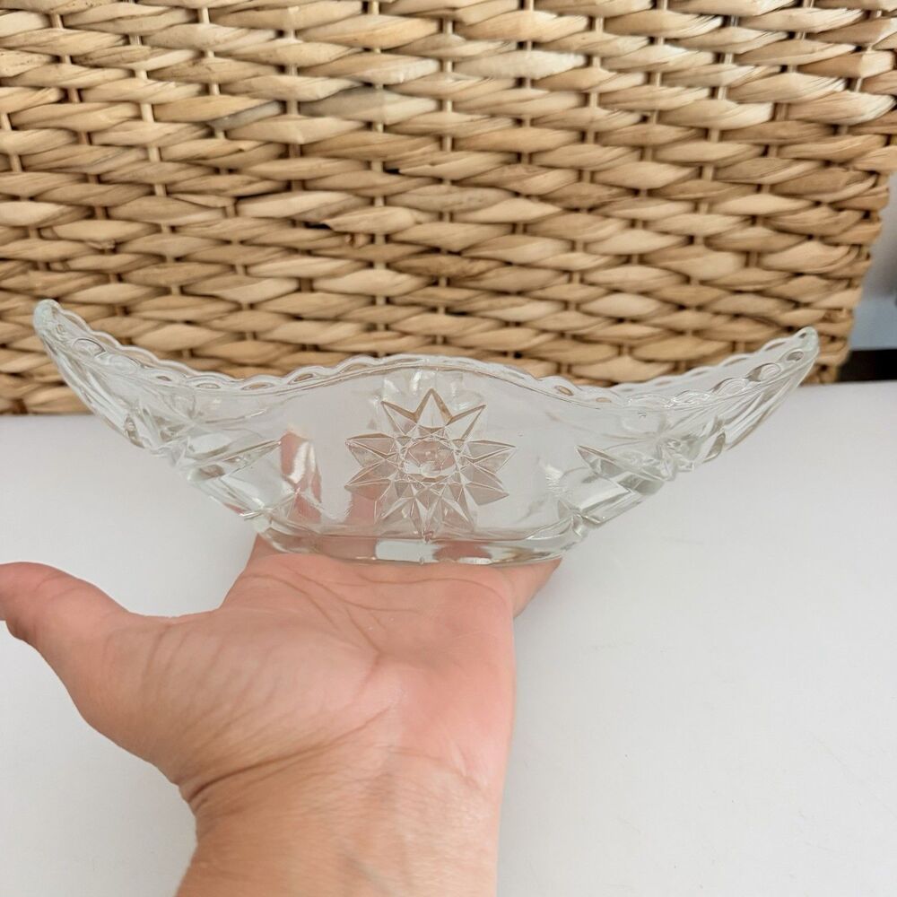 Vintage Clear Pressed Glass Relish Dish Oval Starburst Pattern Scalloped Edge 10